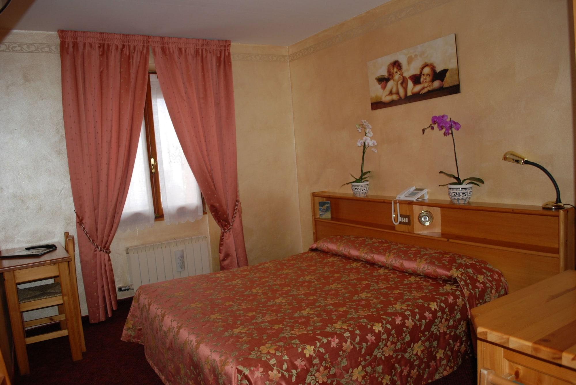 Hotel Des Glaciers Courmayeur Exterior foto