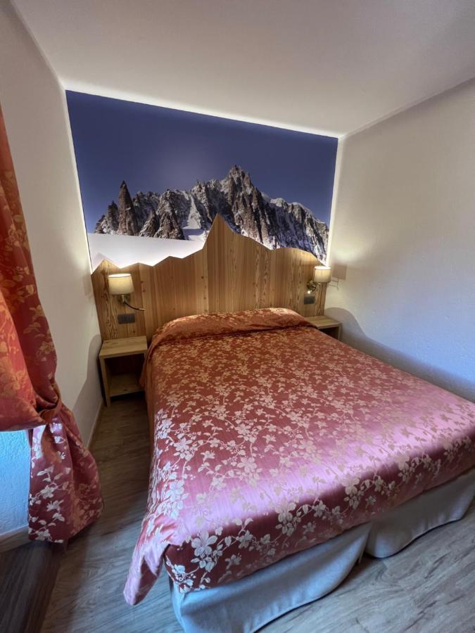 Hotel Des Glaciers Courmayeur Exterior foto