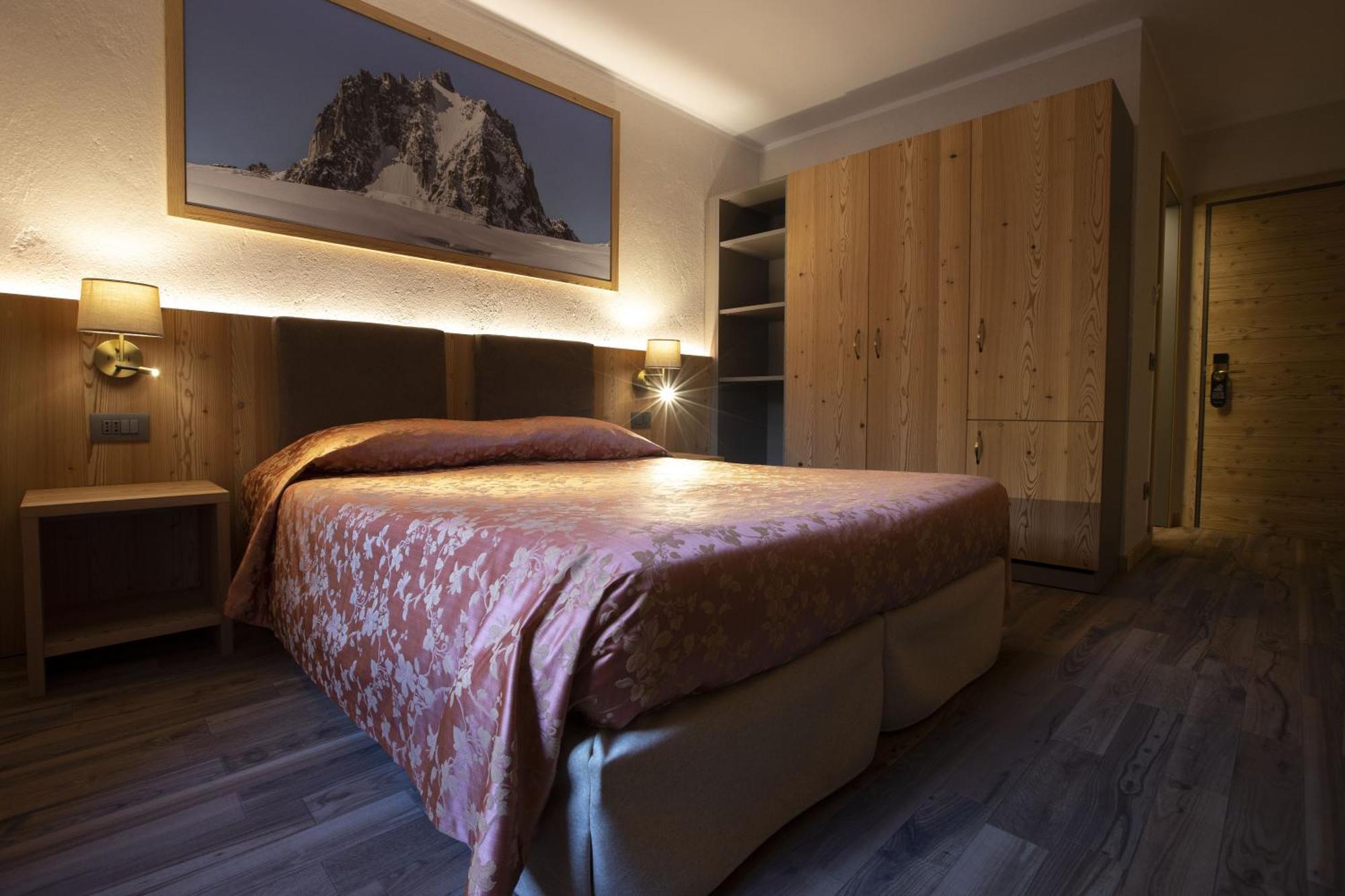 Hotel Des Glaciers Courmayeur Exterior foto