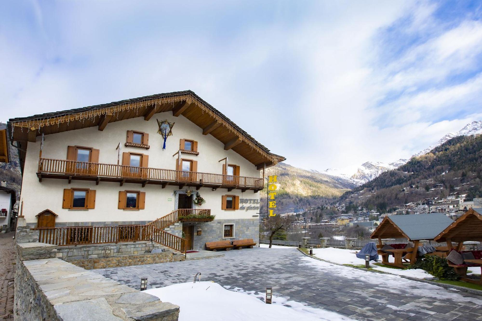 Hotel Des Glaciers Courmayeur Exterior foto