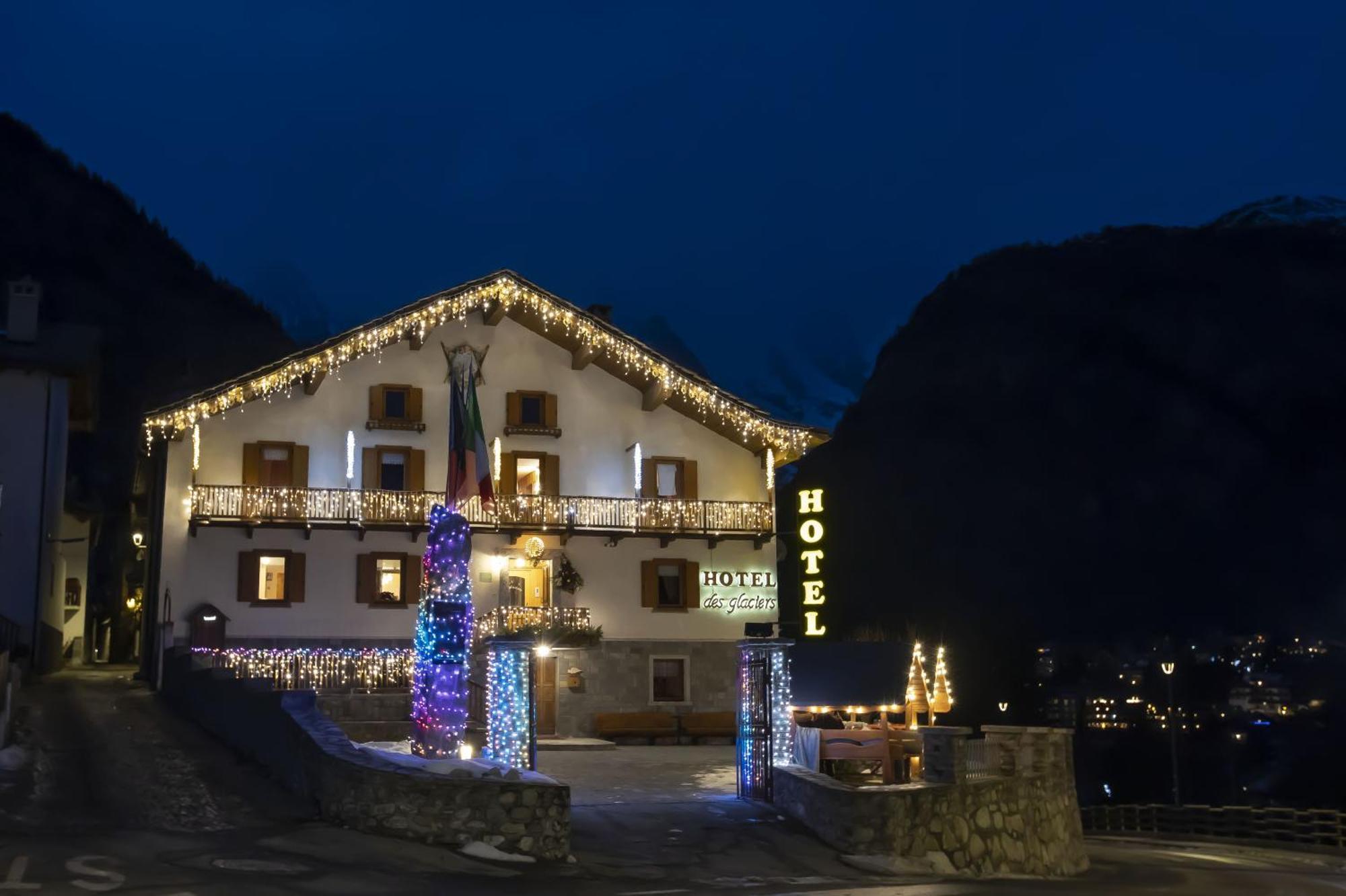 Hotel Des Glaciers Courmayeur Exterior foto